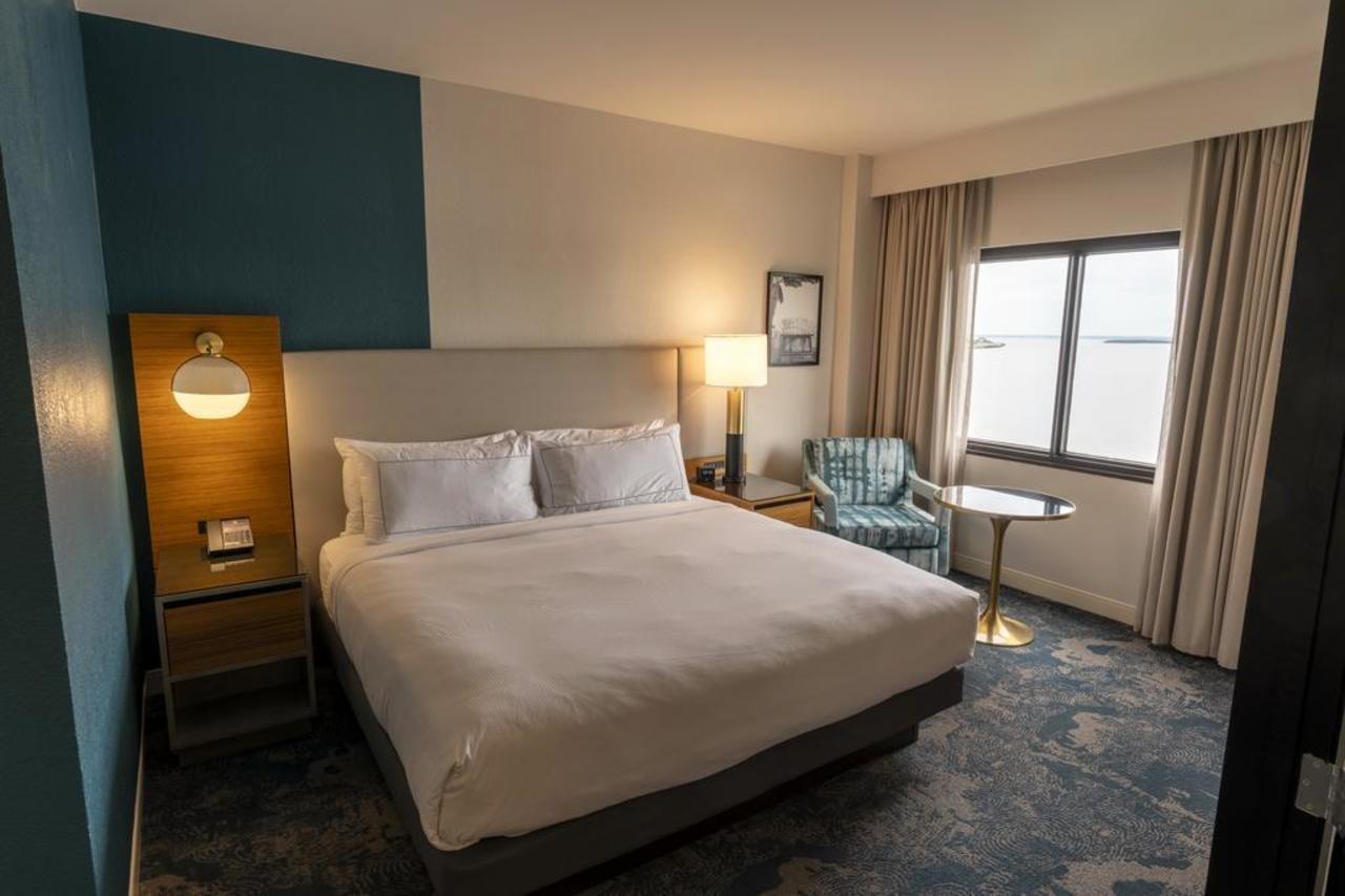 Doubletree By Hilton Tampa Rocky Point Waterfront Hotel Buitenkant foto
