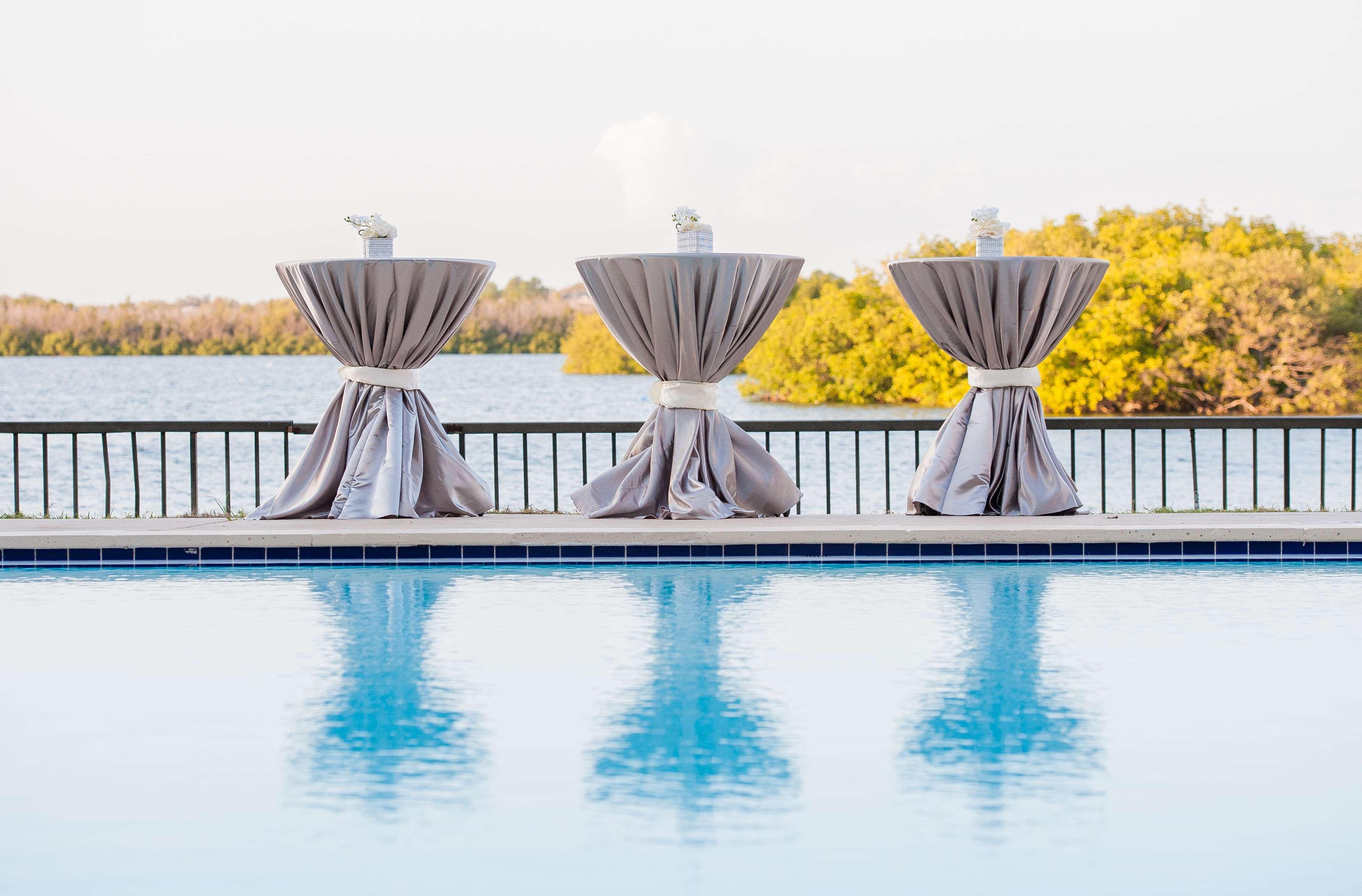 Doubletree By Hilton Tampa Rocky Point Waterfront Hotel Faciliteiten foto