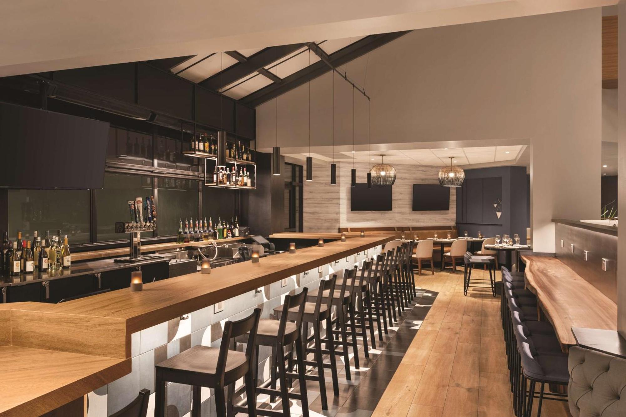 Doubletree By Hilton Tampa Rocky Point Waterfront Hotel Buitenkant foto