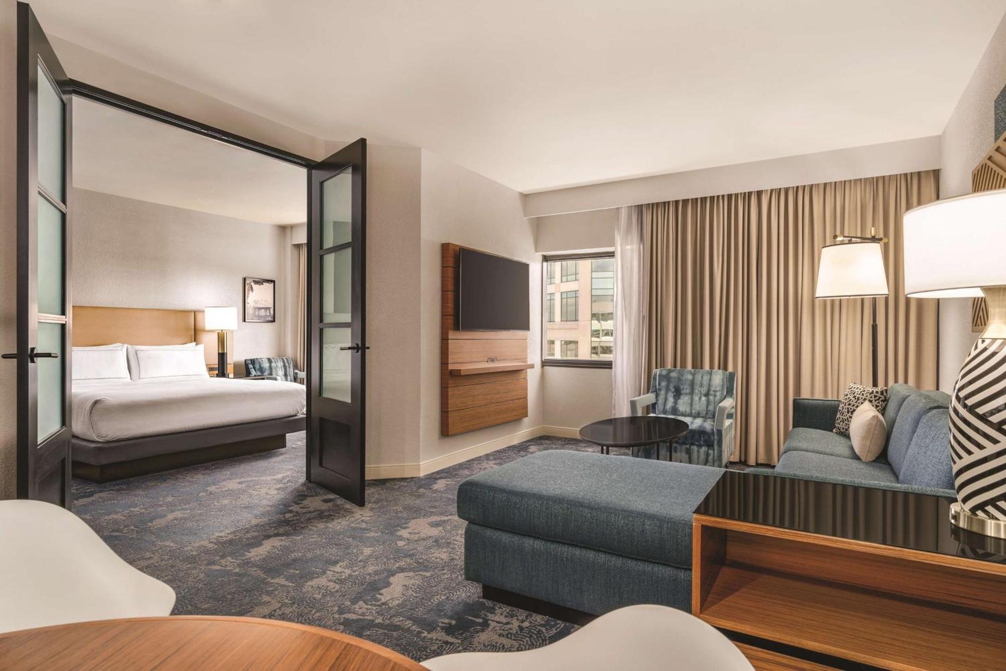Doubletree By Hilton Tampa Rocky Point Waterfront Hotel Buitenkant foto