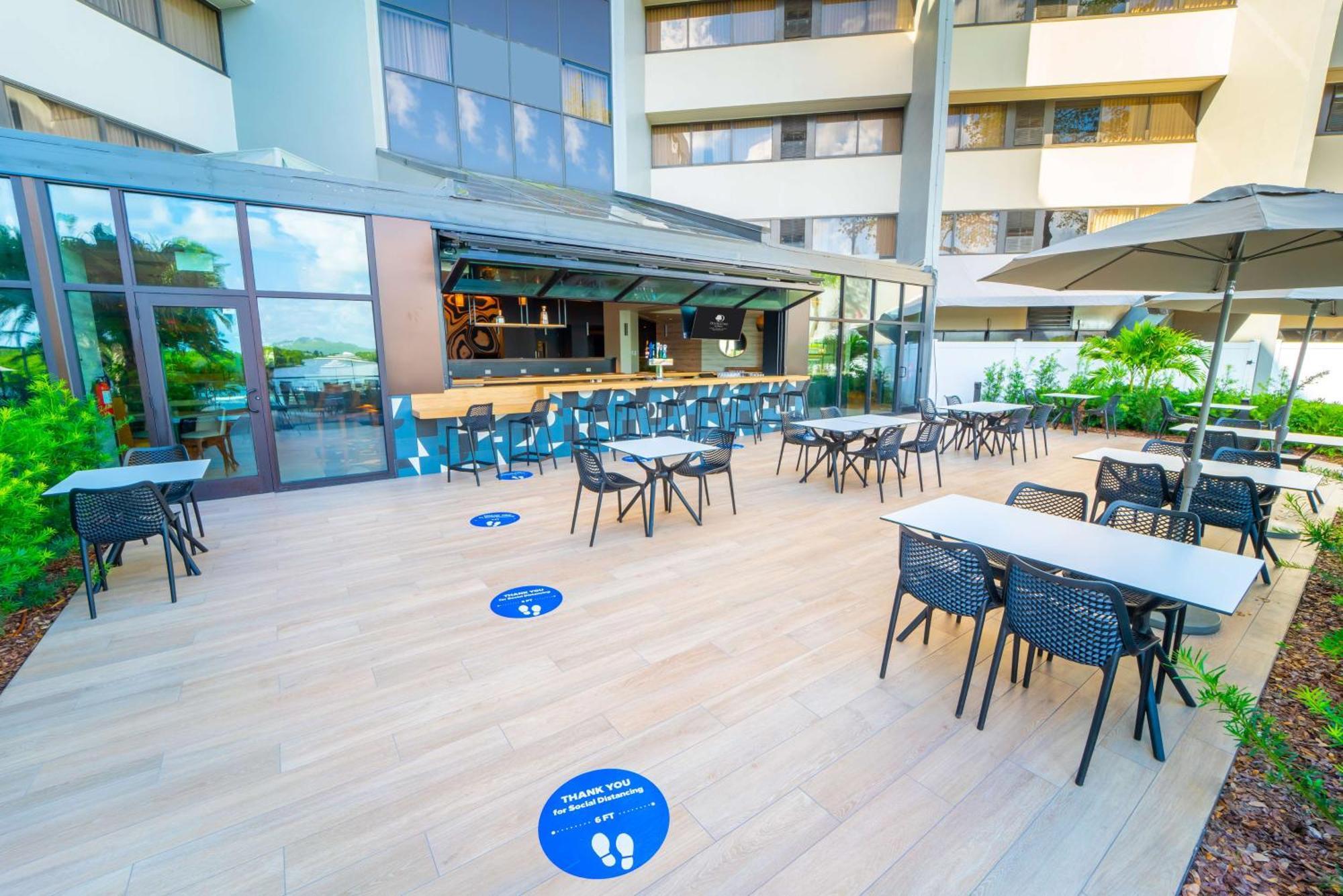 Doubletree By Hilton Tampa Rocky Point Waterfront Hotel Buitenkant foto