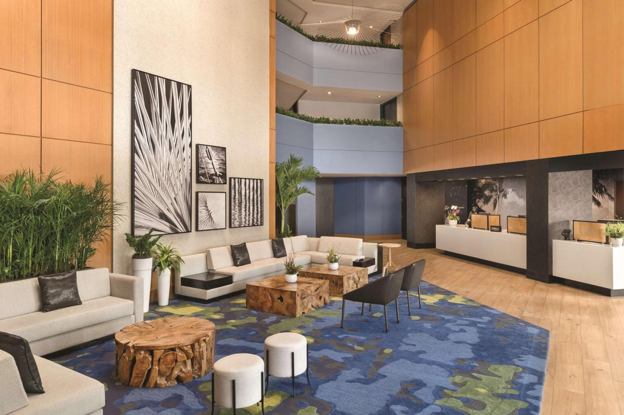 Doubletree By Hilton Tampa Rocky Point Waterfront Hotel Buitenkant foto