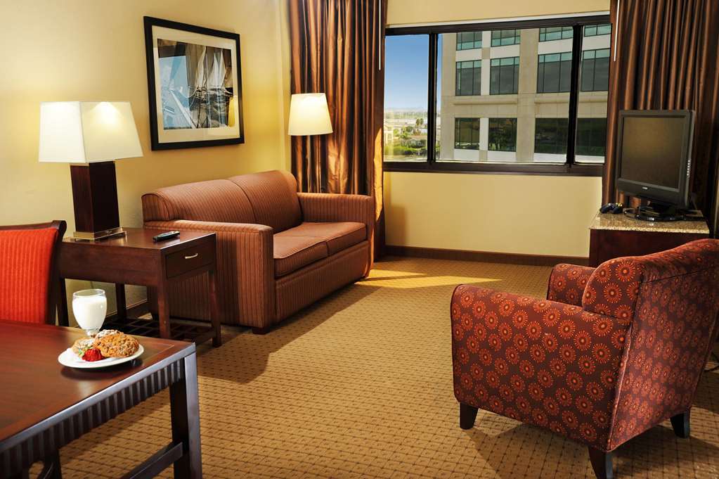 Doubletree By Hilton Tampa Rocky Point Waterfront Hotel Kamer foto